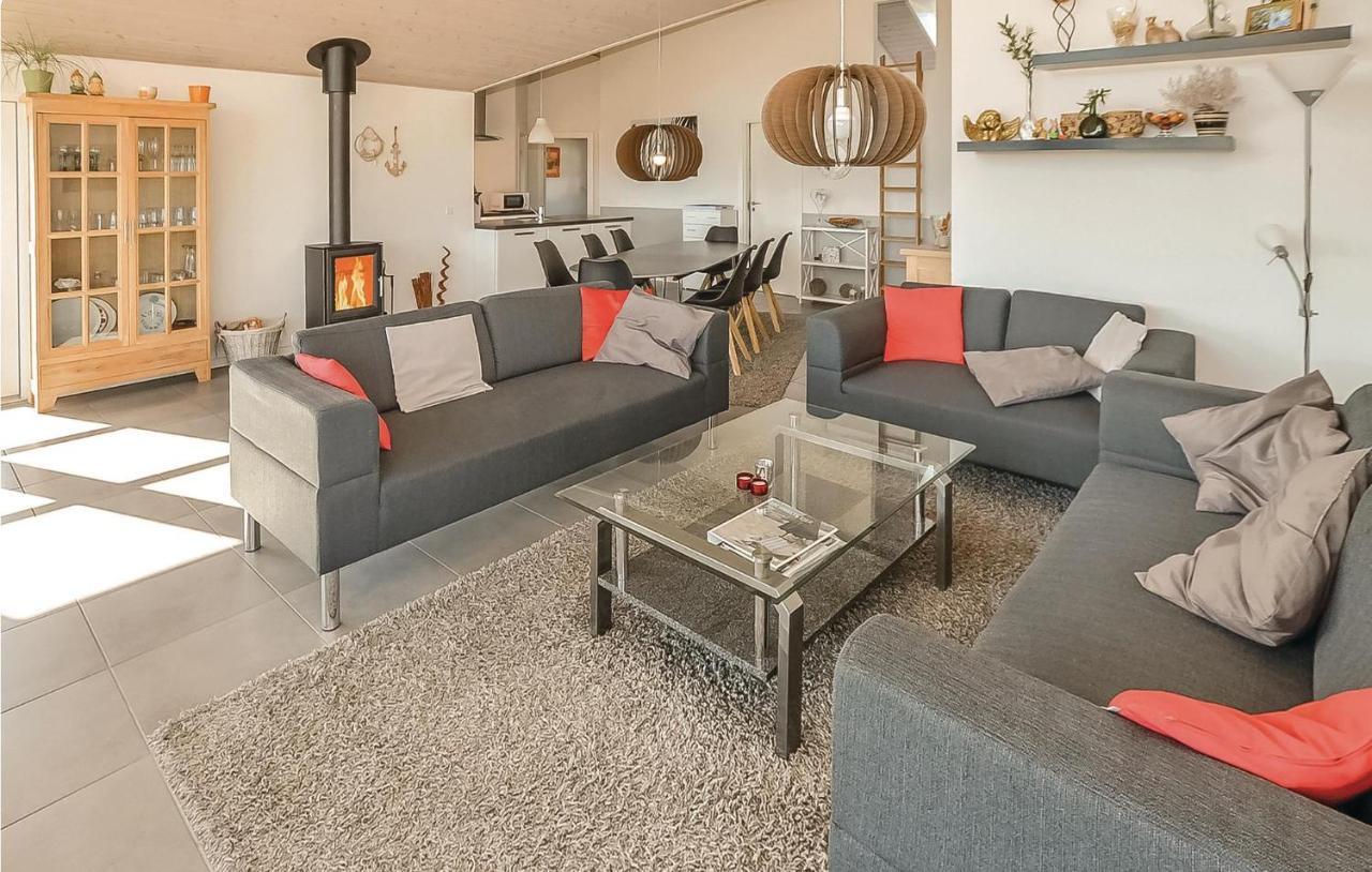 Pet Friendly Home In Augustenborg With Kitchen Asserballeskov Esterno foto